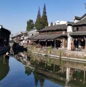 上级选调何其宗，领导不想放，副军长支招：装病住院